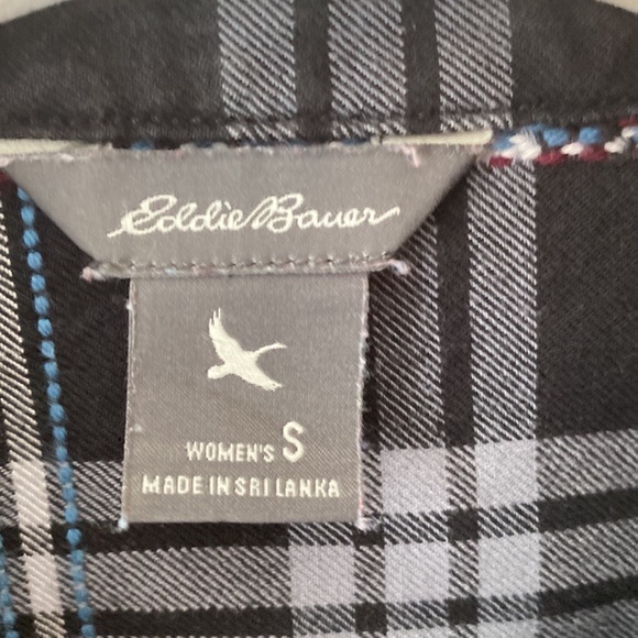 Eddie Bauer embroidered flannel - Picture 3 of 3